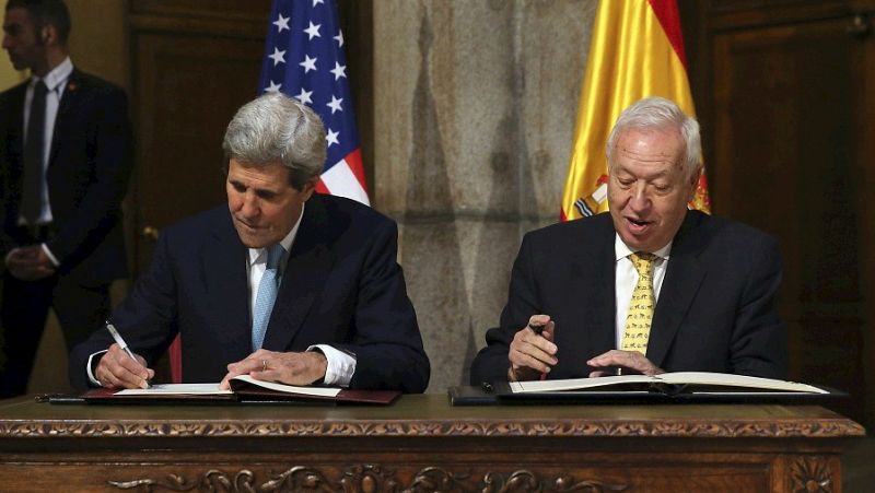 Boletines RNE - García-Margallo y Kerry firman un acuerdo para la limpieza del suelo contaminado de Palomares - Escuchar ahora