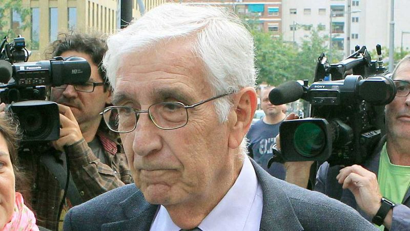 Boletines RNE - Detenido el extesorero de Convergència, Daniel Osácar, por el presunto cobro de comisiones a cambio de adjudicaciones - Escuchar ahora