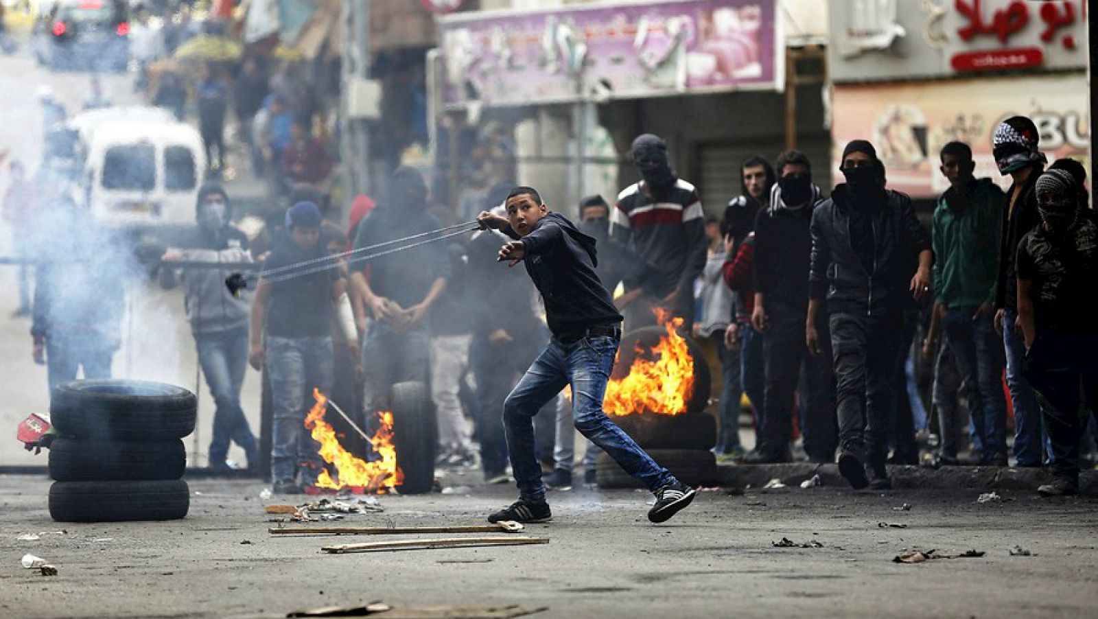 Radio 5 Actualidad - Continúa la escalada de tensión y violencia en Oriente Próximo - Escuchar ahora