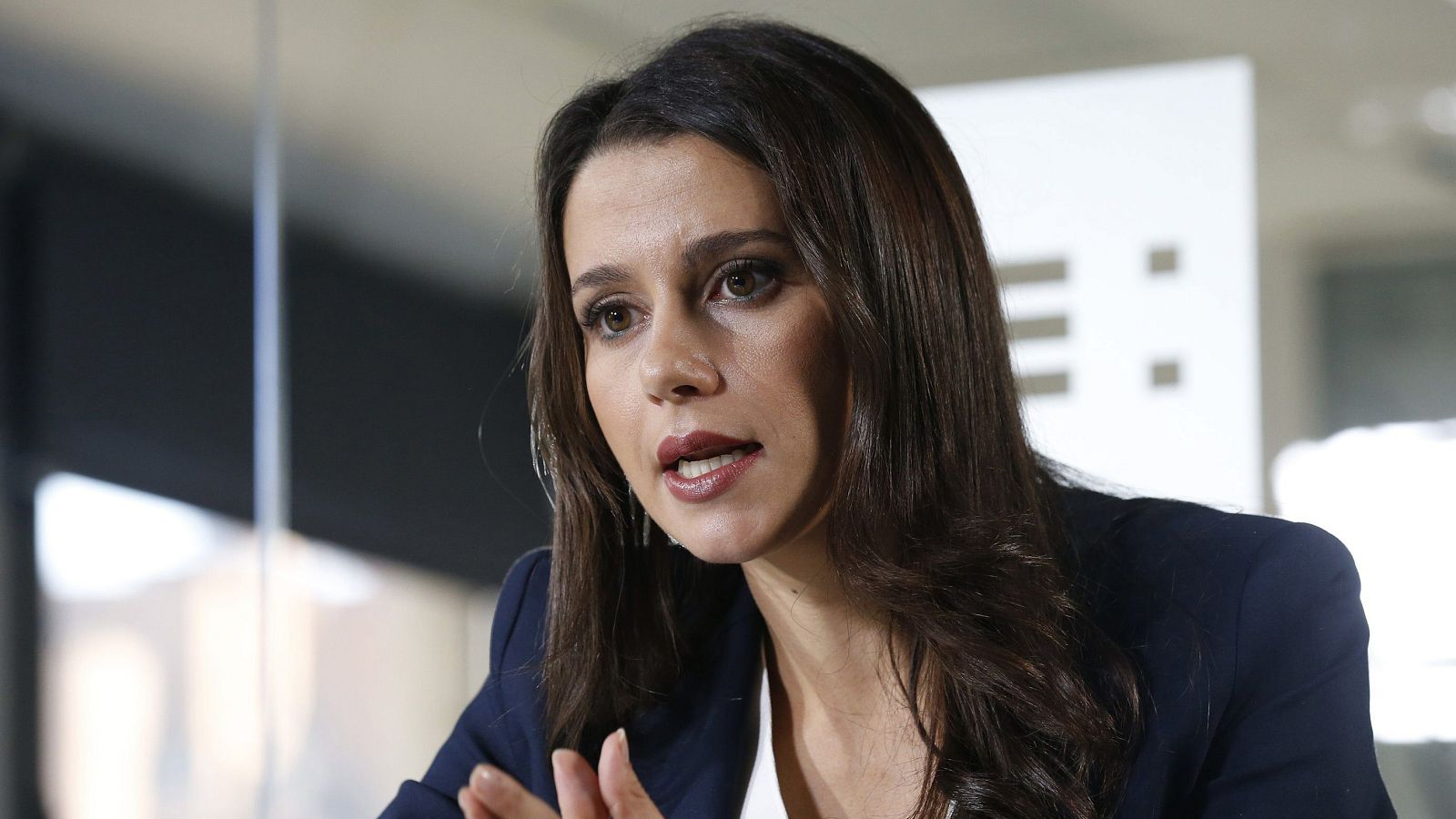 Las mañanas de RNE - Arrimadas subraya la "gravedad" de la moción independentista en Cataluña - Escuchar ahora