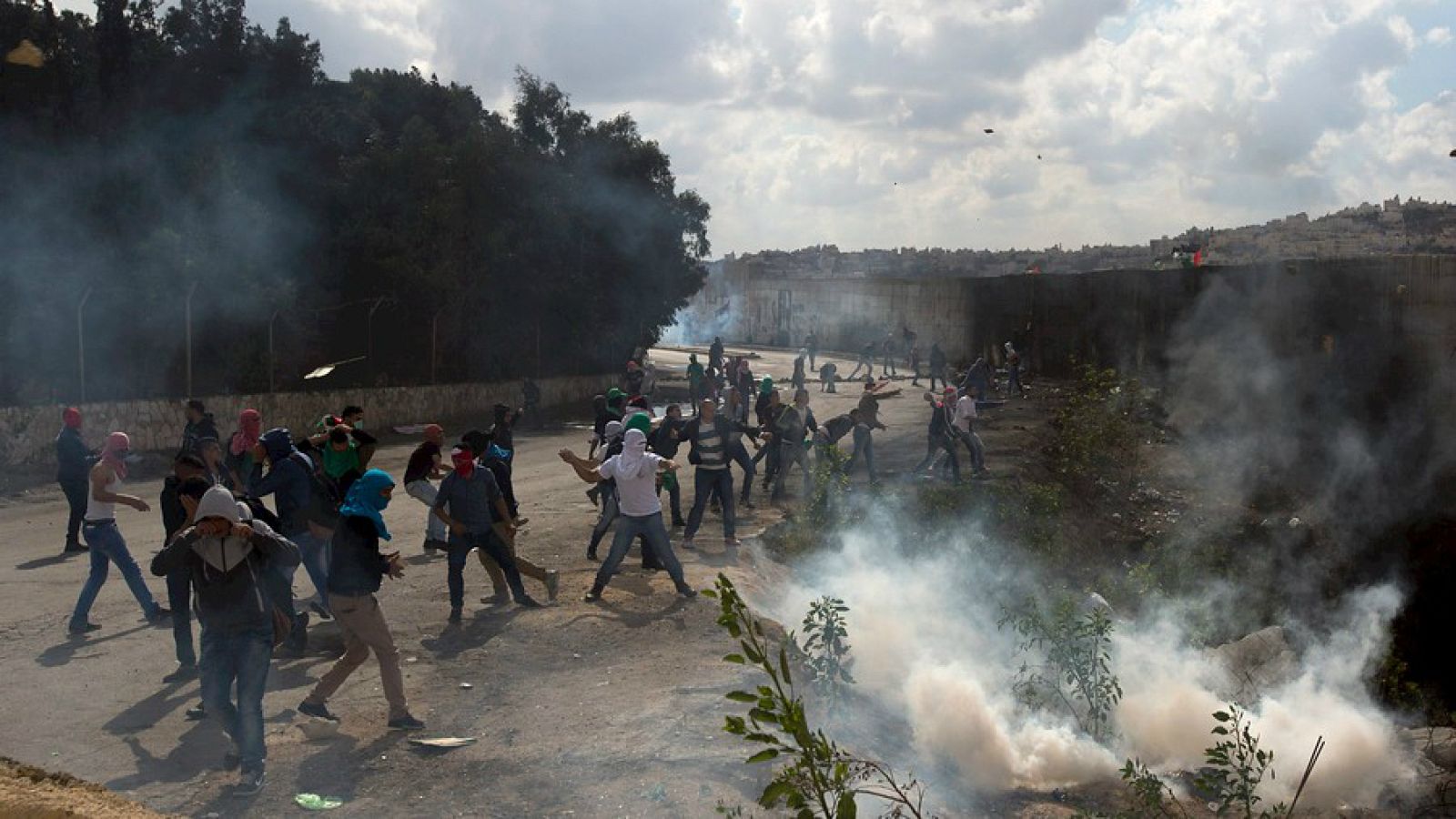Radio 5 Actualidad - Oriente Próximo continúa siendo escenario de violencia - Escuchar ahora