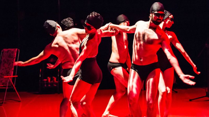 La sala ¿ Nadamos junto a Carlota Ferrer y Esther Ortega y nos resistimos a que acabe el verano ¿ 31/10/15 - Escuchar ahora 