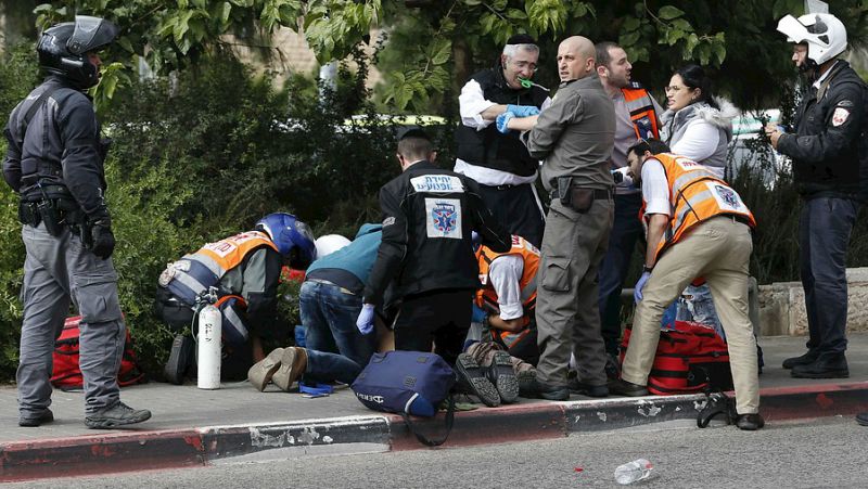 Radio 5 Actualidad - Continúa la violencia en Oriente Próximo - Escuchar ahora