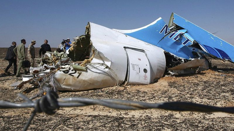 Radio 5 Actualidad - Continúa la investigación sobre la destrucción en el aire del avión ruso - Escuchar ahora