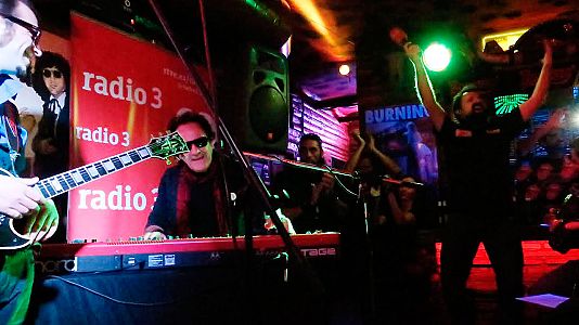 Especiales Radio 3 - Celebramos 40 años de Burning en Radio 3 - escuchar ahora