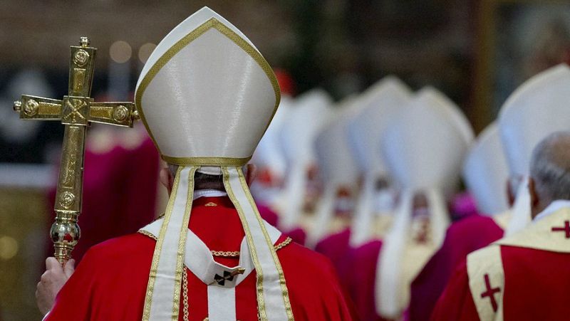 Radio 5 Actualidad - 'Avaricia' desvela documentos confidenciales del Vaticano - Escuchar ahora