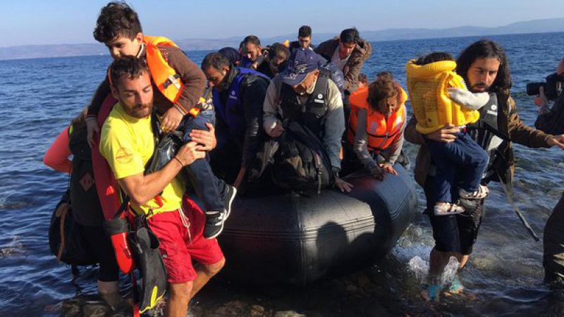 España vuelta y vuelta - Proactiva, socorristas que salvan vidas de refugiados en el mar - Escuchar ahora