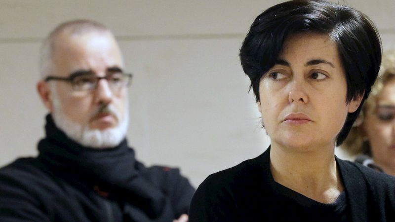 Boletines RNE - Rosario Porto y Alfonso Basterra, condenados a 18 años por el asesinato de su hija Asunta - Escuchar ahora