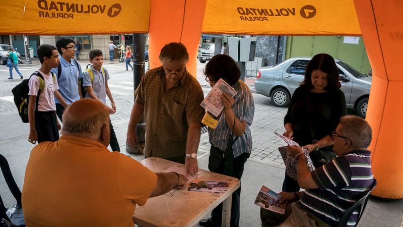 Radio 5 Actualidad - Comienza la campaña electoral en Venezuela - Escuchar ahora