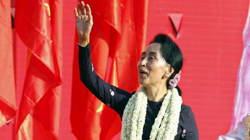 Radio 5 Actualidad - Se confirma la victoria del partido de Suu Kyi en Birmania - Escuchar ahora