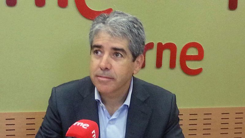 Boletines RNE - Francesc Homs opina que hay tiempo de llegar a un acuerdo con la CUP para la investidura de Artur Mas - Escuchar ahora