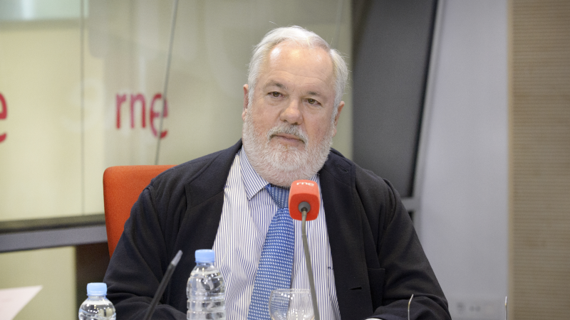 Las mañanas de RNE - Cañete destaca el nivel de compromiso actual contra el cambio climático - Escuchar ahora