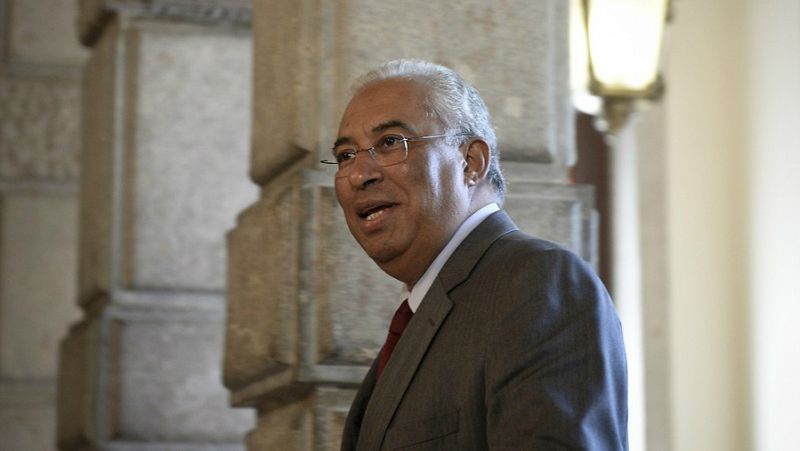 Entre paréntesis - Antonio Costa, primer ministro portugués por un pacto de izquierdas - Escuchar ahora