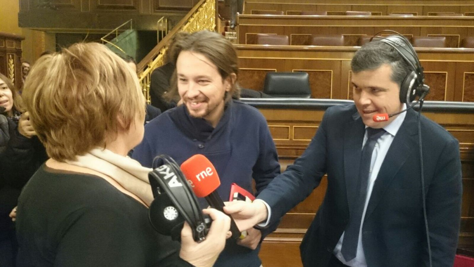 Las mañanas de RNE - RNE, testigo del cara a cara entre Celia Villalobos y Pablo Iglesias en el Congreso - Escuchar ahora