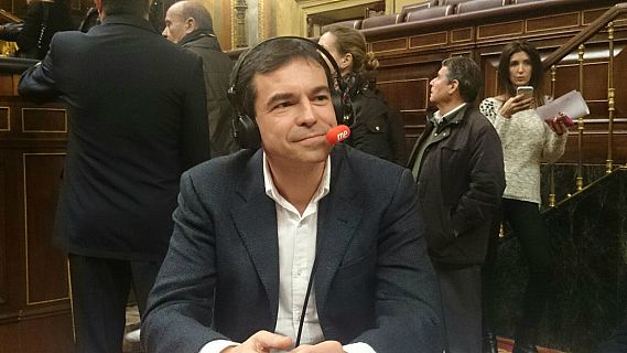 Las mañanas de RNE con Alfredo Menéndez