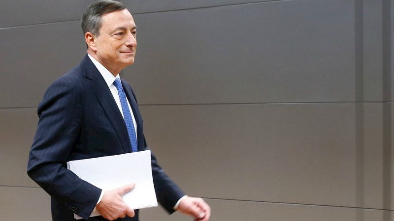 Entre paréntesis - El BCE prolonga el programa de compra de deuda hasta marzo de 2017 - Escuchar ahora