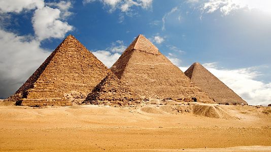 Espacio en blanco - Espacio en blanco - Pernoctar en La Gran Pirámide - 27/12/15 - escuchar ahora