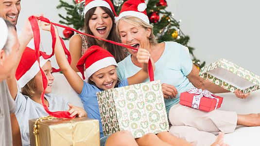 Contando cuentos en Radio 5 - Contando cuentos en Radio 5 - Un forastero en Navidad (Cap.3) - 30/12/15 - Escuchar ahora