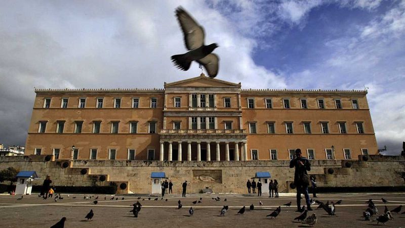 Las mañanas de RNE - El cumplimiento de Grecia y las exigencias a Chipre centran la primera reunión del Eurogrupo de 2016 - Escuchar ahora