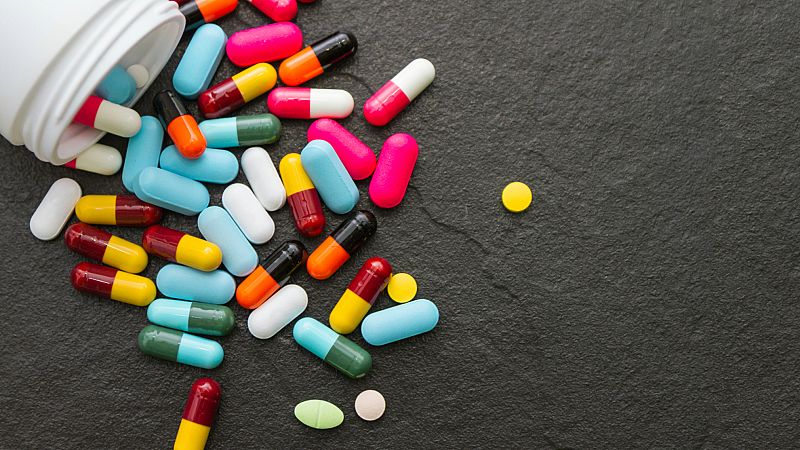 Entre paréntesis - 'Pastillas las justas', una campaña para reducir el consumo de ansiolíticos - Escuchar ahora