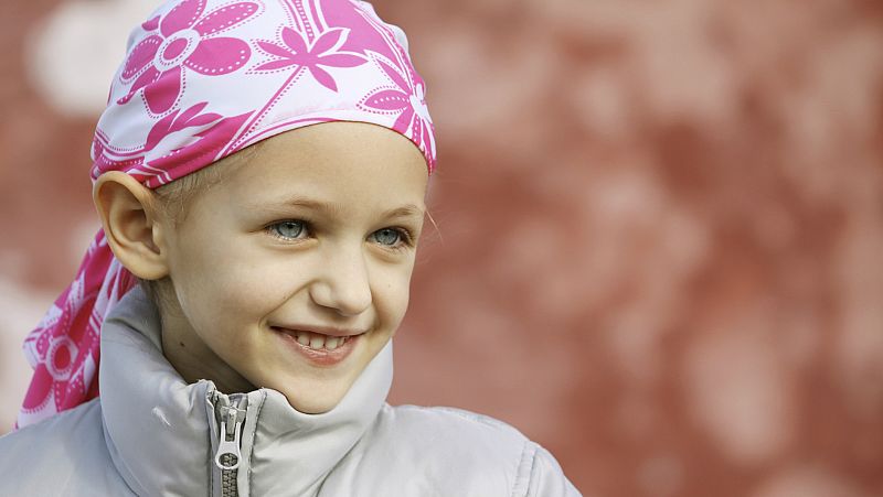 Entre paréntesis - En España se diagnostican 1.500 casos de cáncer infantil al año - Escuchar ahora