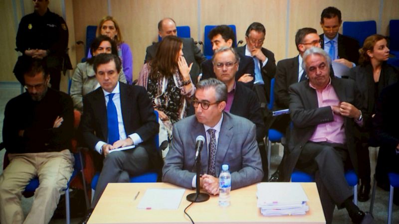 Boletines RNE - Declara Diego Torres, en el juicio por el 'caso Nóos' - Escuchar ahora