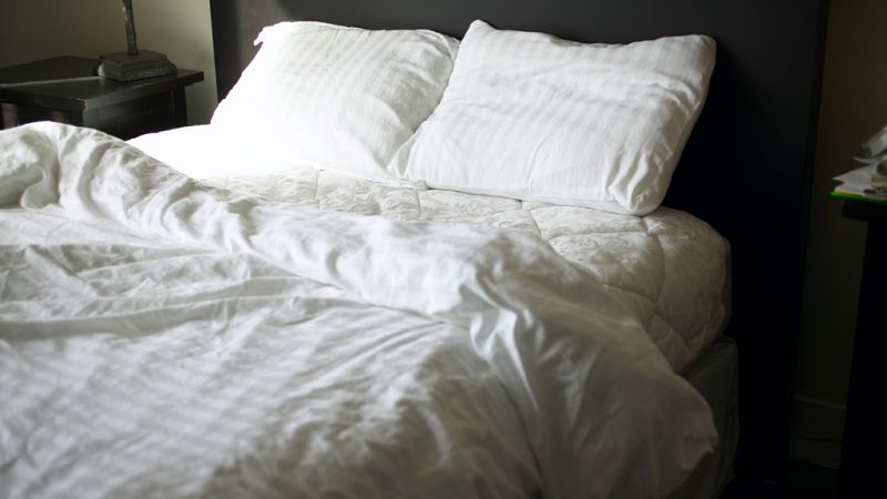 El canto del grillo - En voz alta - El celibato en la religión: ¿Obligatorio u opcional? - Escuchar ahora