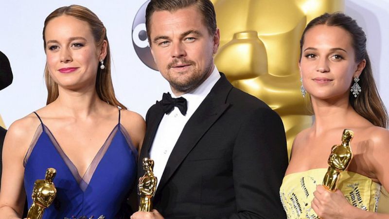 Radio 5 actualidad - Leonardo DiCaprio logra el Óscar a Mejor Actor - Escuchar ahora