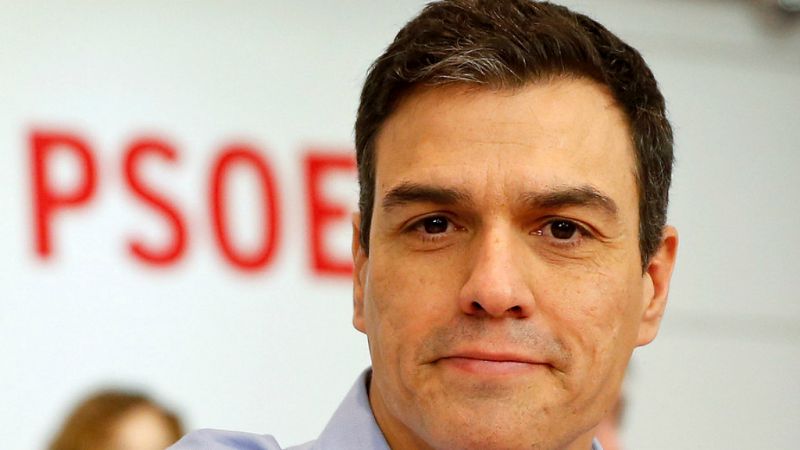 Boletines RNE - Pedro Sánchez se enfrenta al debate de investidura con una mano tendida a la izquierda - Escuchar ahora