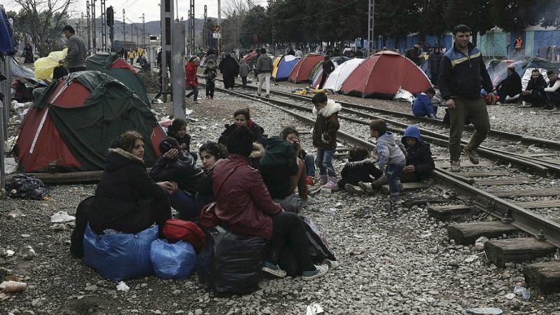 Las mañanas de RNE - La Unión Europea espera que Turquía se haga cargo de los demandantes de asilo rechazados - Escuchar ahora