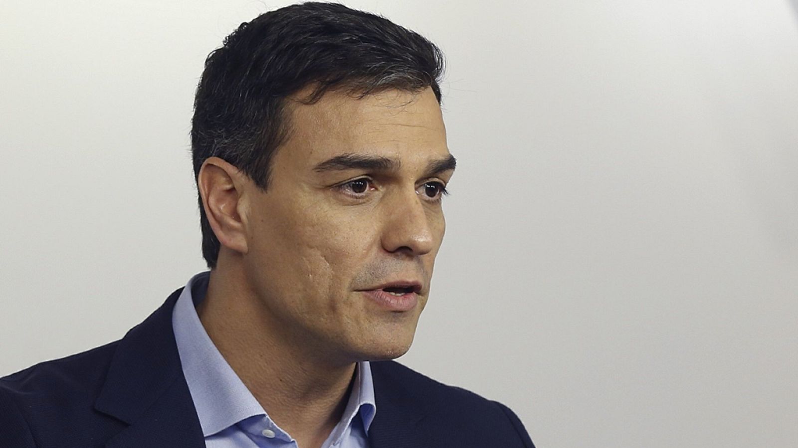 Radio 5 actualidad - Sánchez intenta un nuevo acercamiento a Podemos - Escuchar ahora