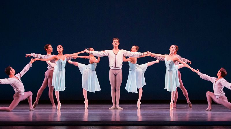 A compás: Danza Teatro Real | RTVE Play