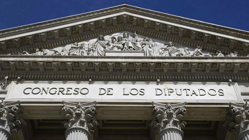 Boletines RNE - Se retoman las negociaciones para la formación de gobierno - Escuchar ahora