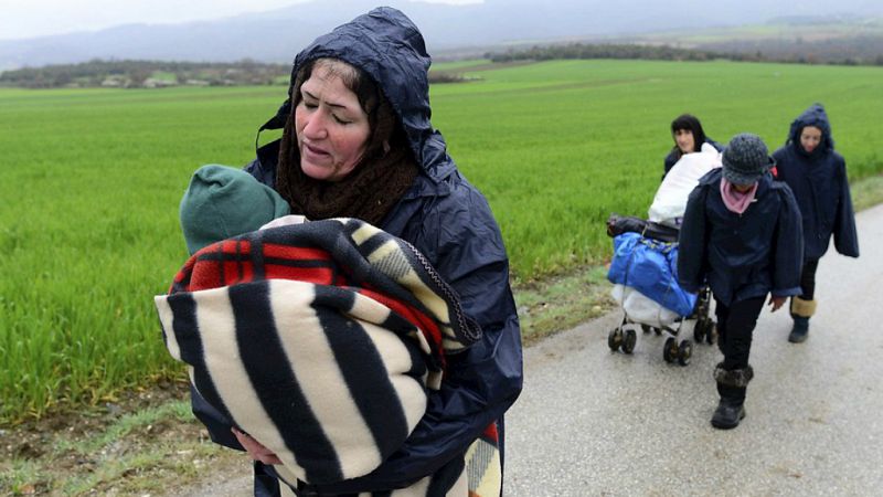 Entre paréntesis - Oxfam-Intermón pide en el Congreso que se promuevan políticas de reasentamiento para los refugiados - Escuchar ahora