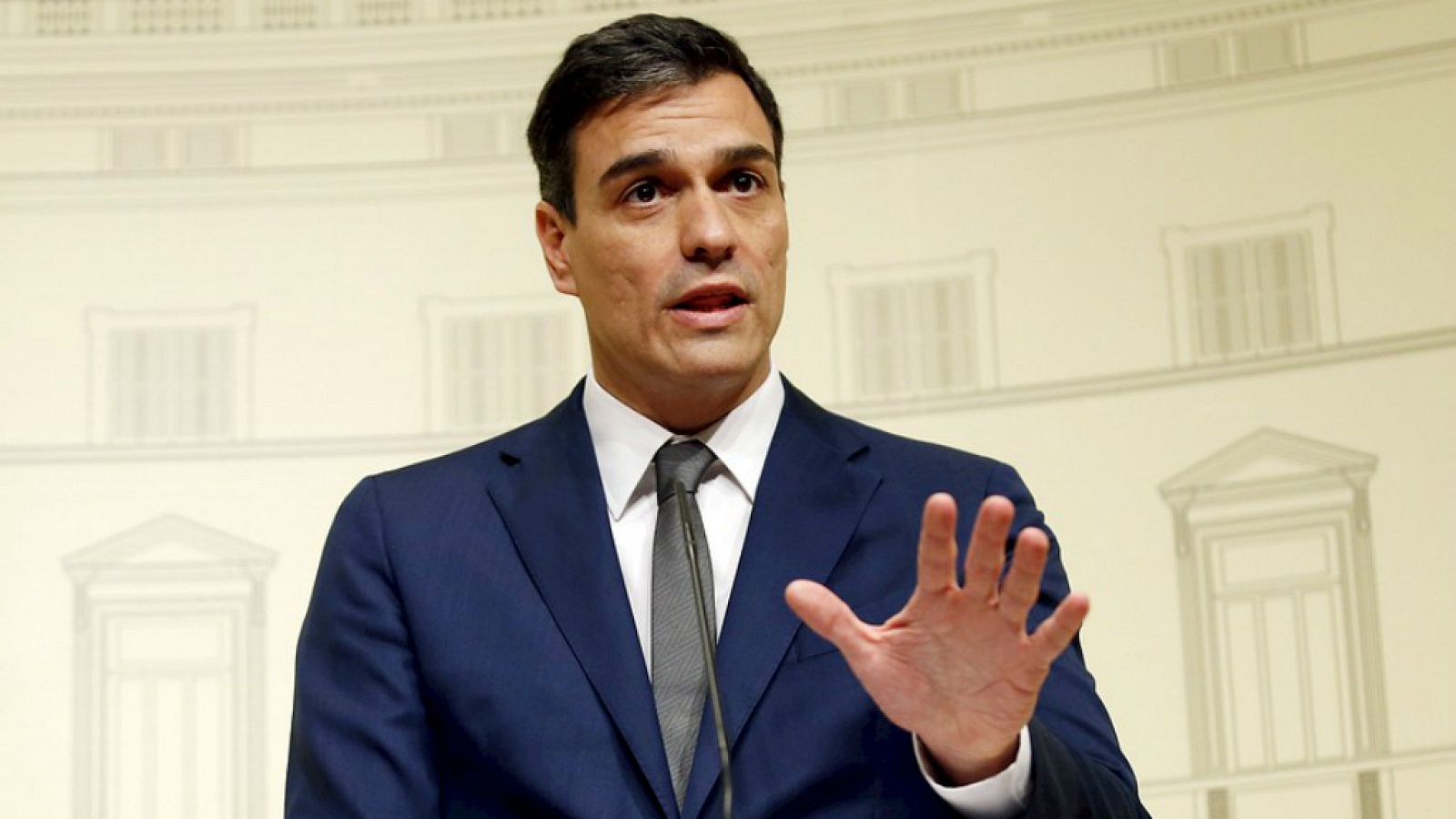 Boletines RNE - El PSOE se reúne con Izquierda Unida - Escuchar ahora