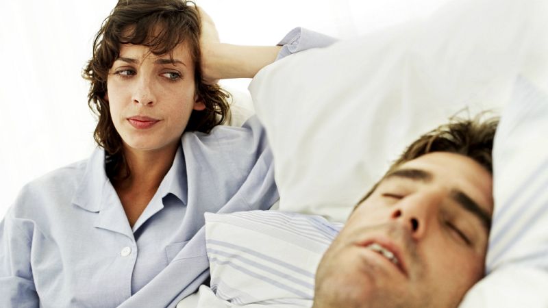 Entre paréntesis - Dormir bien, fundamental para tener una buena salud - Escuchar ahora