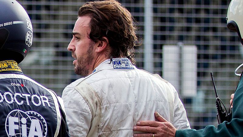 Fernando Alonso: "Estoy bien, un poco decepcionado, el destrozo del coche es grande"