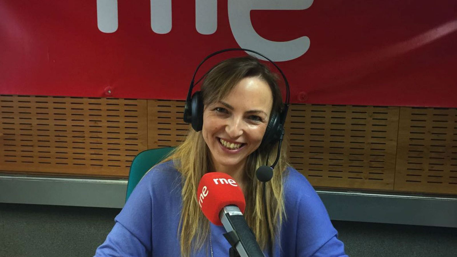 Las mañanas de RNE - Charlamos con la pediatra Lucía Galán, autora del libro 'Lo mejor de nuestras vidas' - Escuchar ahora