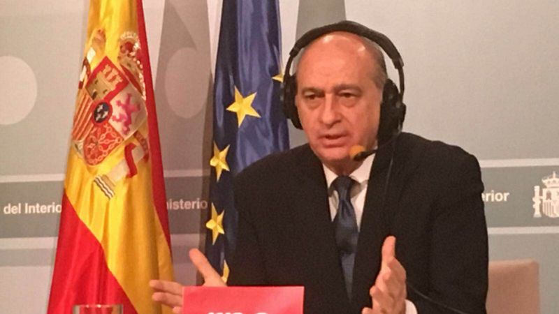 Las mañanas de RNE - Fernández Díaz: "Sería imposible en España un foco de yihadistas como el de Moleenbek" - Escuchar ahora