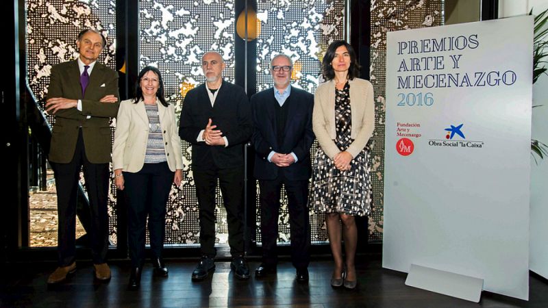 Entre paréntesis - Carlos León, Guillermo de Osma y José María Lafuente, Premios Arte y Mecenazgo 2016 - Escuchar ahora