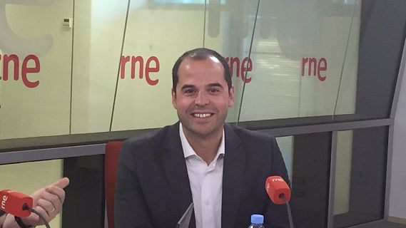 Las mañanas de RNE con Alfredo Menéndez