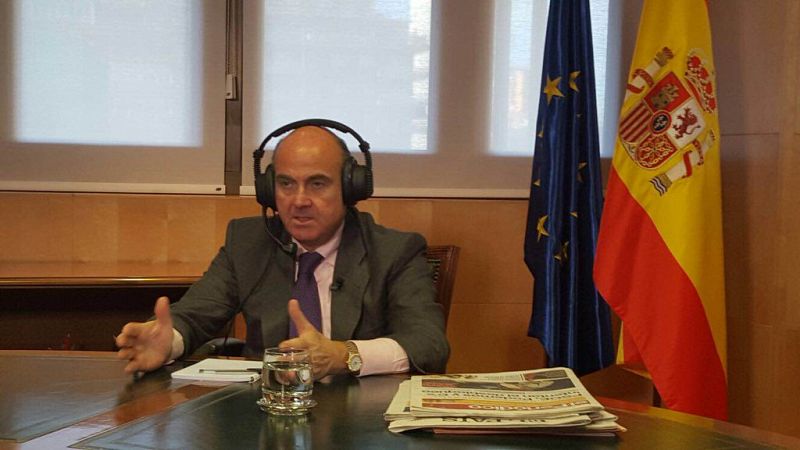 Las mañanas de RNE - De Guindos avanza que la economía española seguirá creciendo a mayor ritmo que la de nuestro entorno - Escuchar ahora