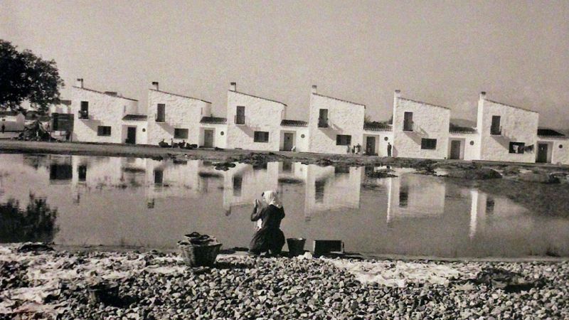  Las cuñas de RNE - Los pueblos de colonización del Franquismo en 'Documentos RNE' - Escuchar ahora