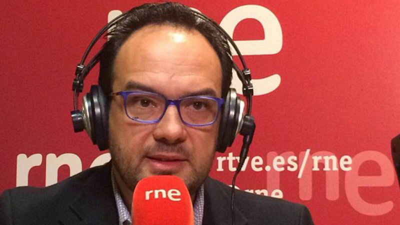 Las mañanas de RNE - Antonio Hernando: "Algunas de las propuestas de Podemos son innegociables" - Escuchar ahora