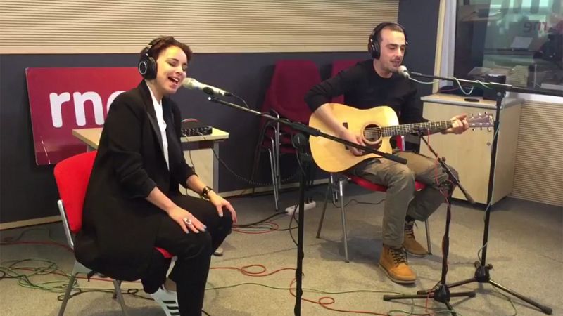 Las mañanas de RNE - Chenoa interpreta en directo "Soy humana" - Escuchar ahora