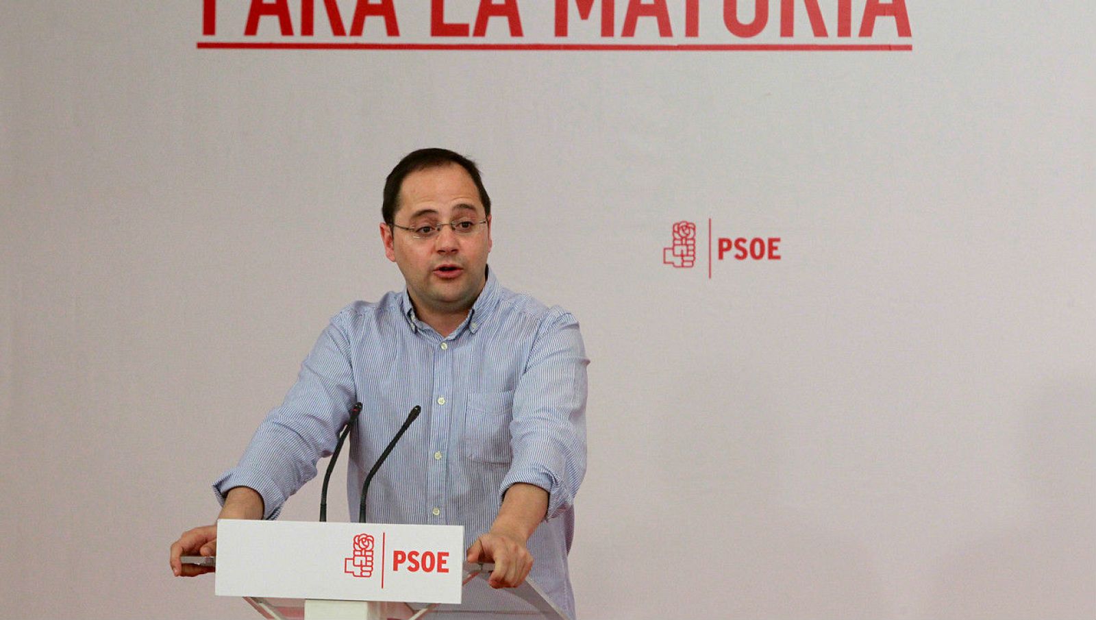 Informativos fin de semana - 14 horas- Luena:"PP y Podemos responsables de la repetición de elecciones  - Escuchar ahora 