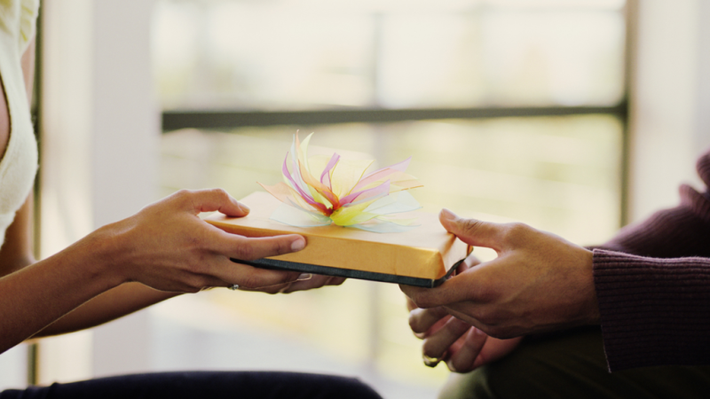 La noche en vela - Tertulia - Dar o recibir, esa es la cuestión - Escuchar ahora