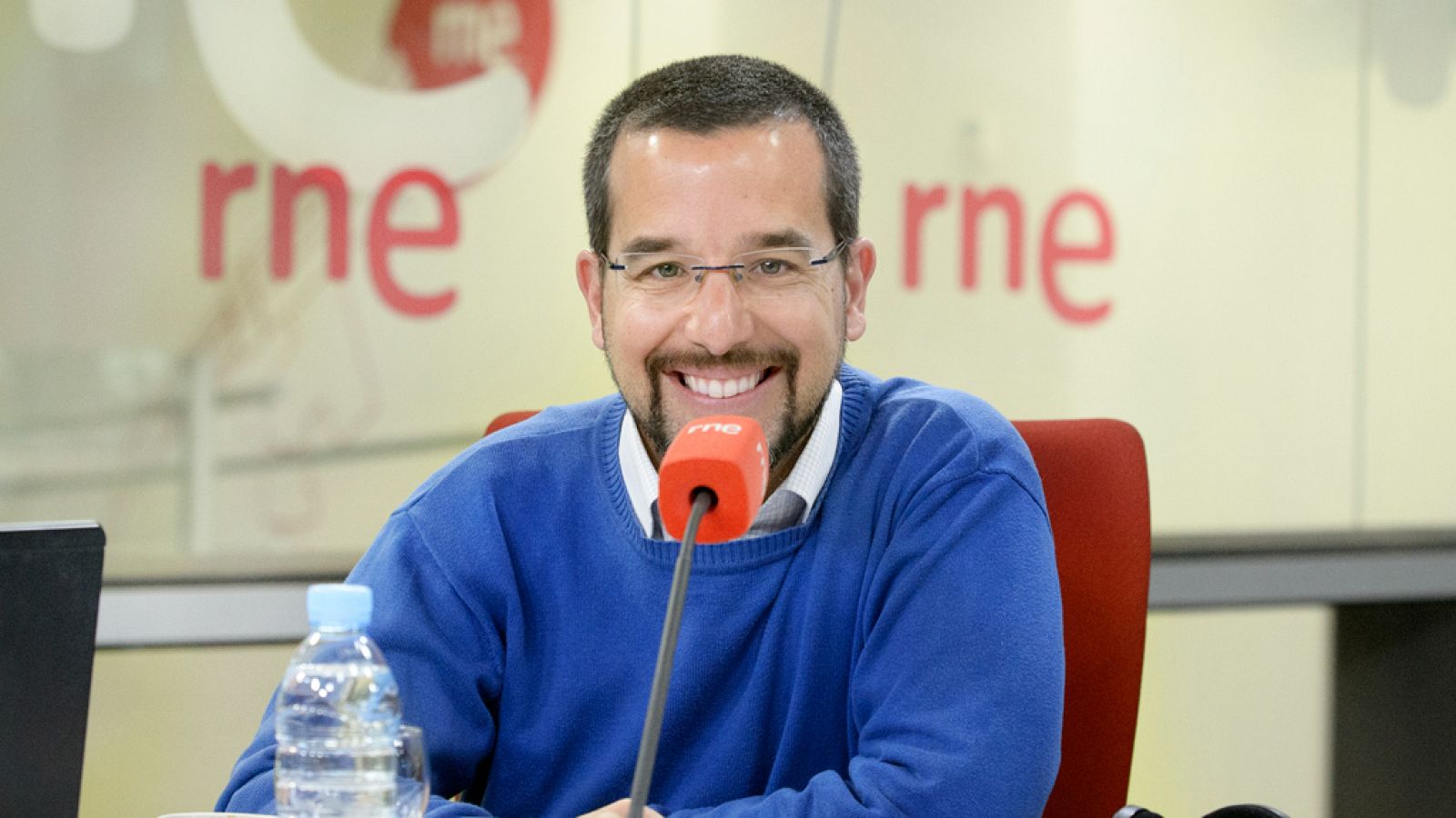 Las mañanas de RNE - Sergio Pascual cuestiona que la confluencia con IU sea la "mejor forma" de sumar un millón de votos - Escuchar ahora