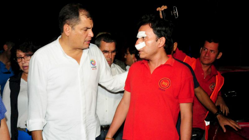 Boletines RNE - Rafael Correa: " Esta es la mayor tragedia de los últimos 67 años" - Escuchar ahora