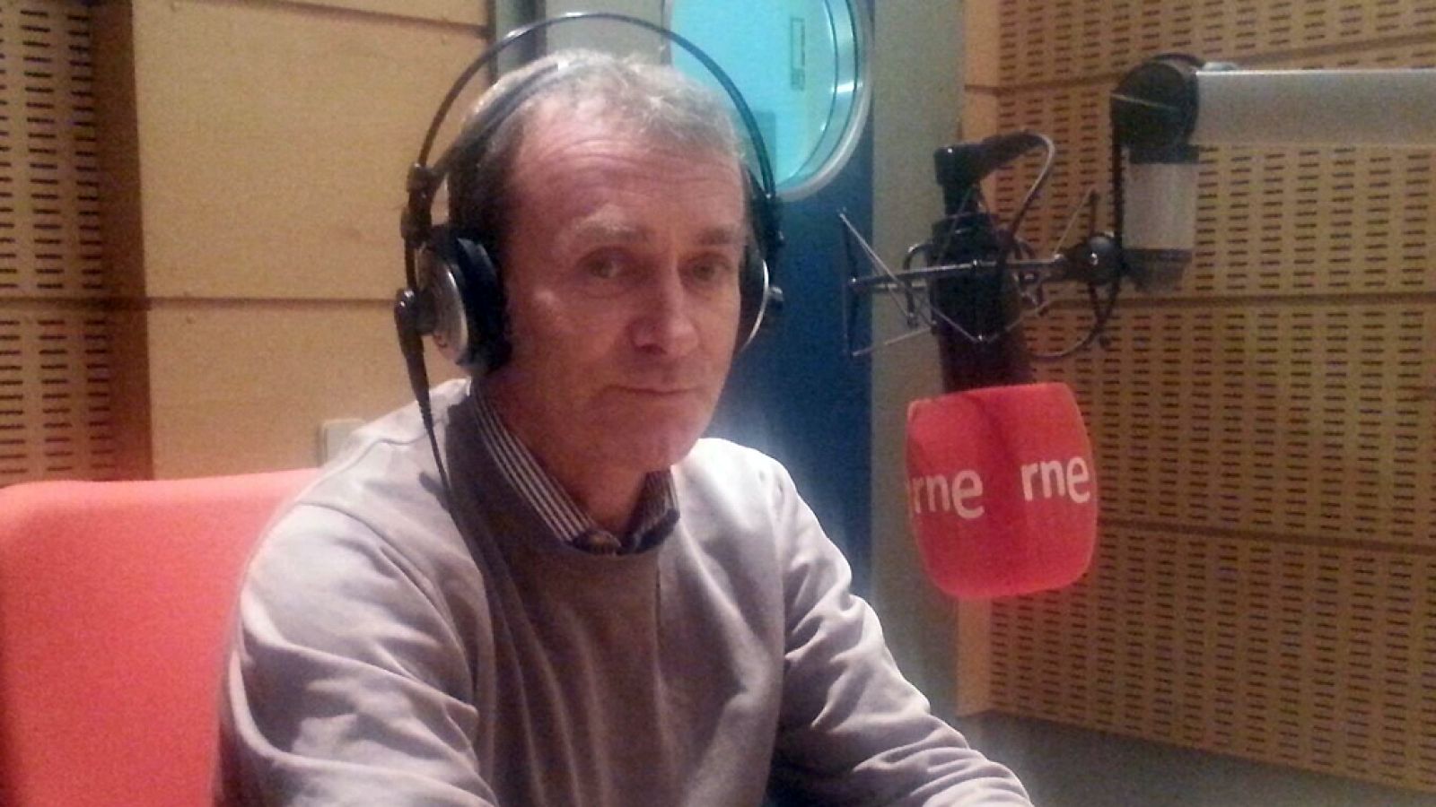 Gente despierta - Casi dos años de la crisis del ébola en España: cómo fue su gestión - Escuchar ahora